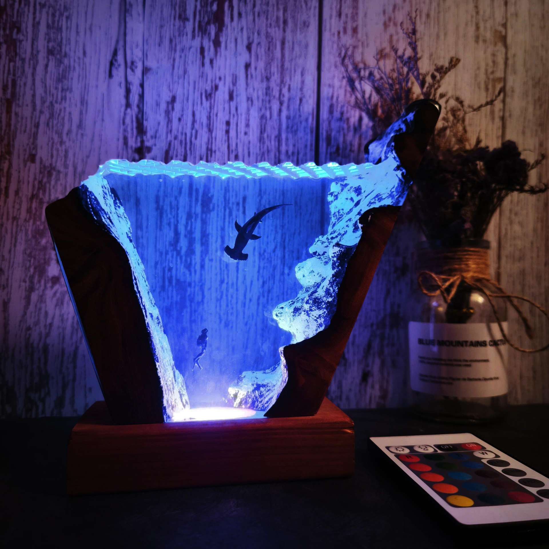 Ornamento Luminoso de Tubarão- - Resin Art Wedding Gift avaliação e preço